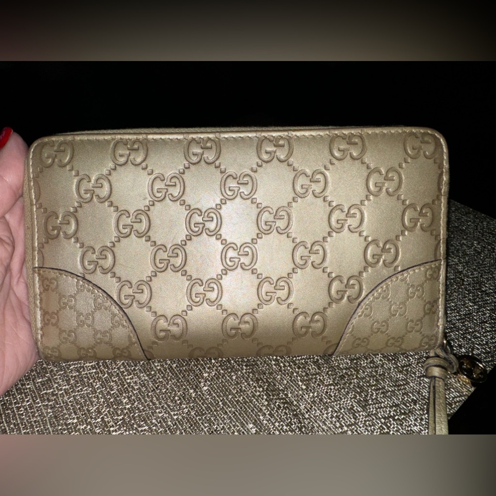 Gucci  Guccissima Zip Wallet - EUC - Picture 2 of 14